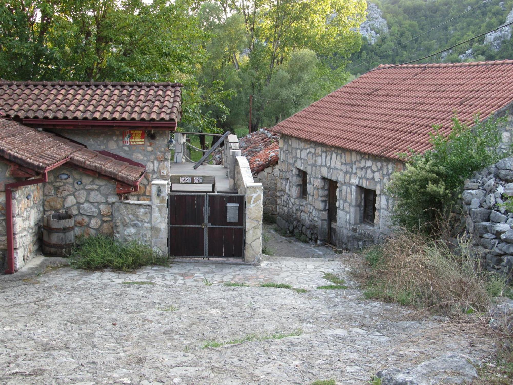 Feel The Karuch Villa Cetinje Dış mekan fotoğraf